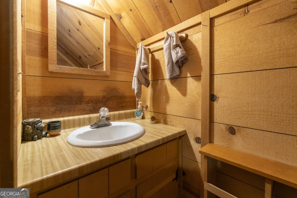 85 Squirrel Hollow DR Sautee Nacoochee, GA 30571