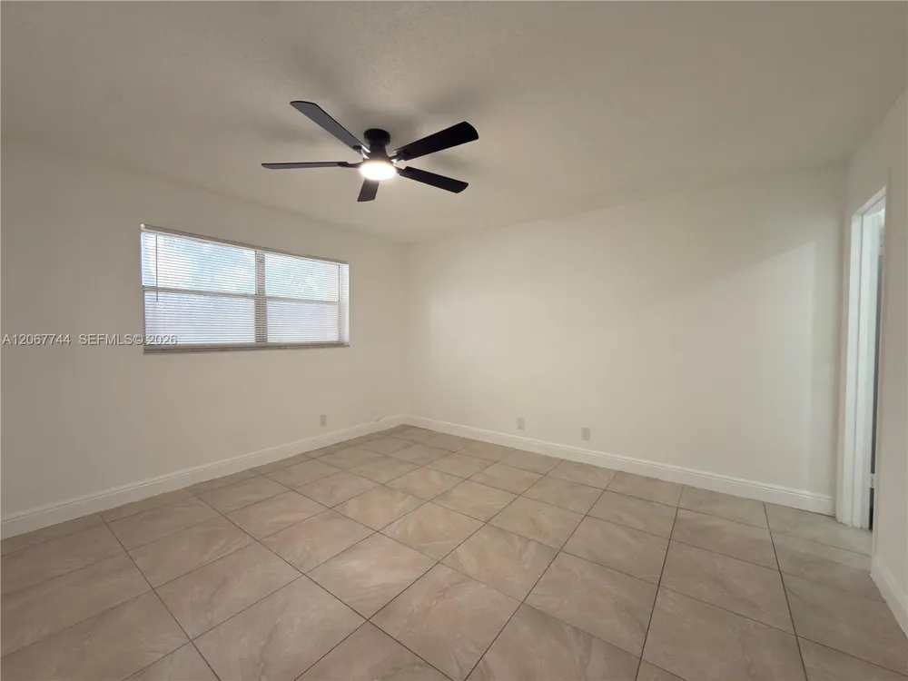 7801 S Colony Cir S #202 Tamarac, FL 33321
