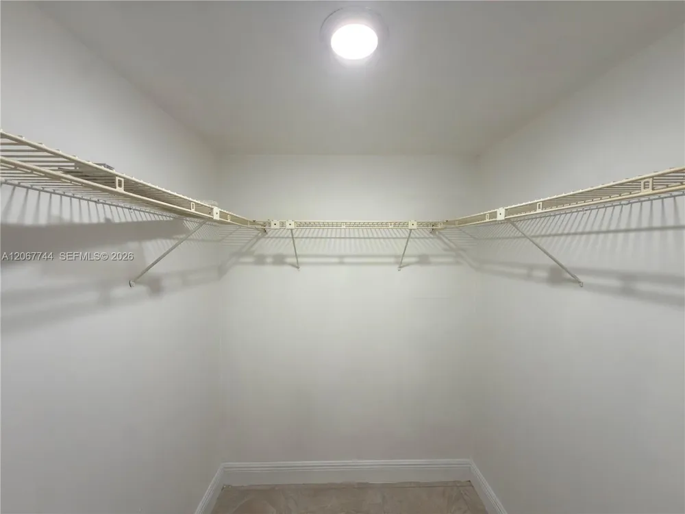 7801 S Colony Cir S #202 Tamarac, FL 33321