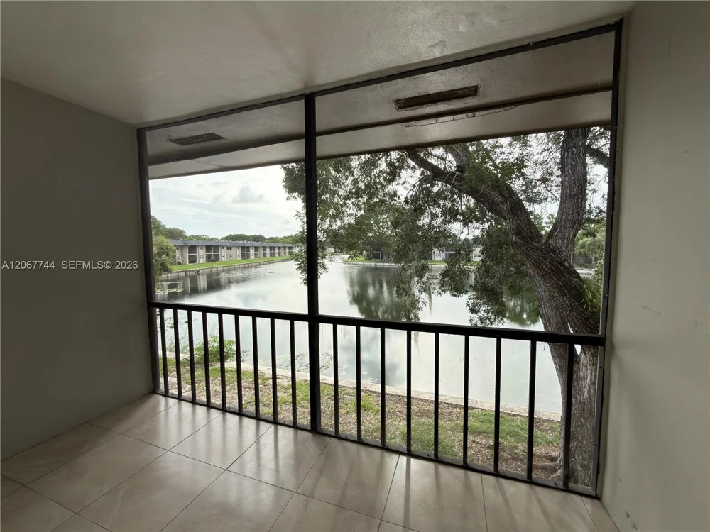 7801 S Colony Cir S #202 Tamarac, FL 33321