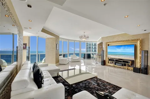 18201 Collins Ave #3309