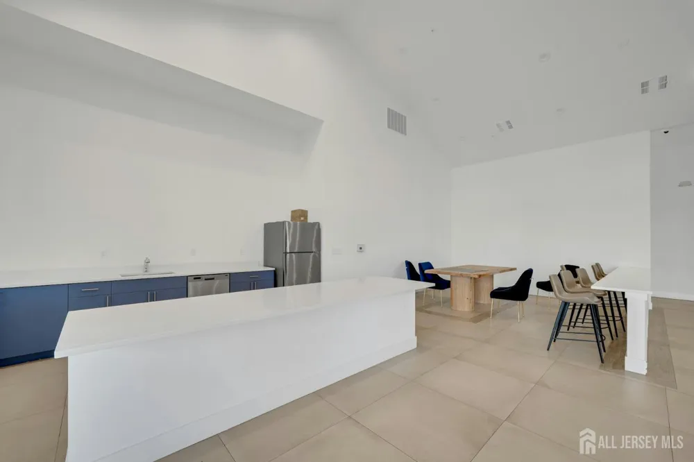 644 Lorhan Drive Piscataway, NJ 08854