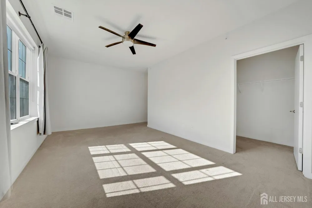 644 Lorhan Drive Piscataway, NJ 08854