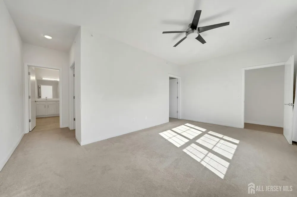 644 Lorhan Drive Piscataway, NJ 08854