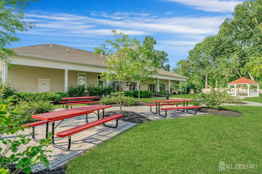 644 Lorhan Drive Piscataway, NJ 08854
