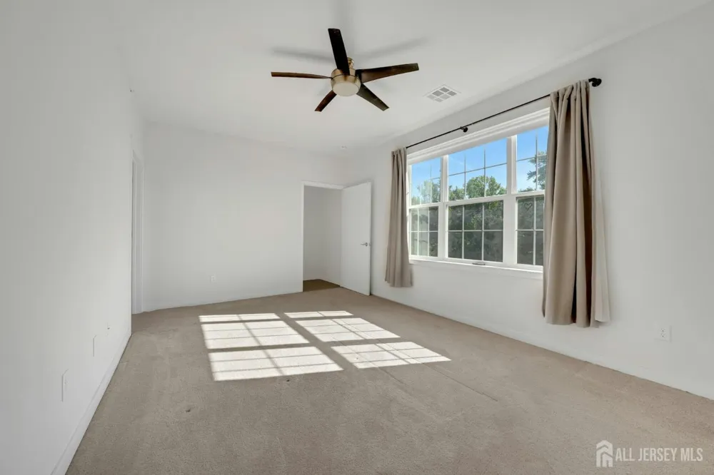 644 Lorhan Drive Piscataway, NJ 08854