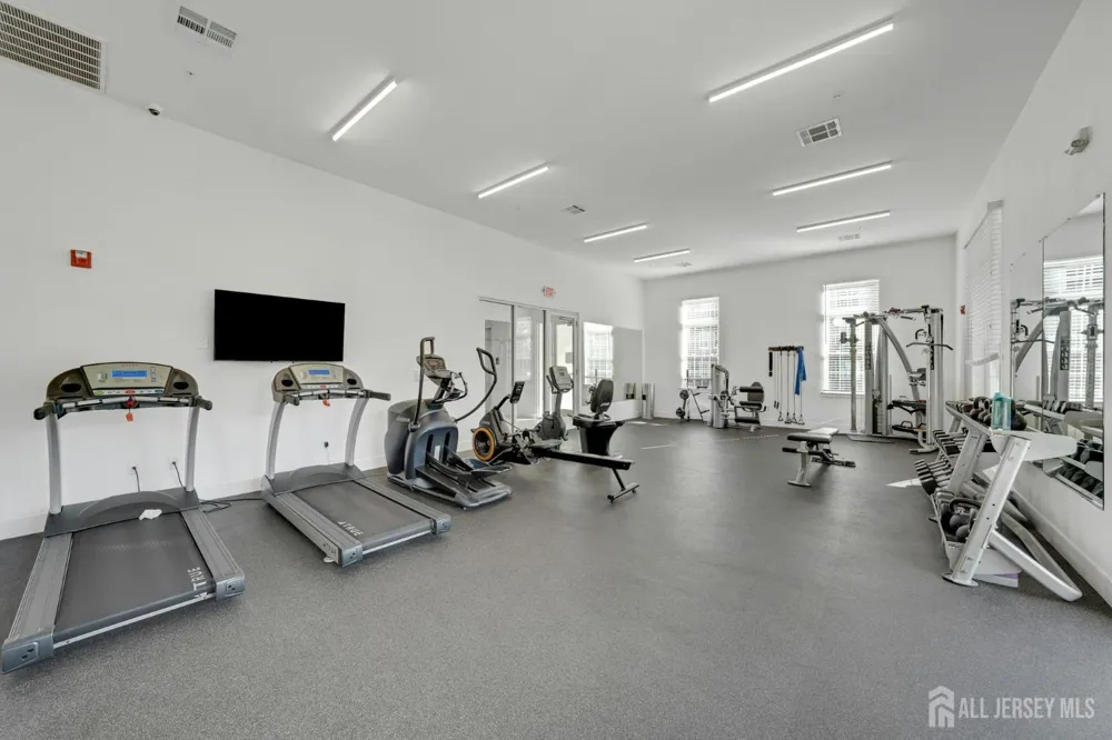 644 Lorhan Drive Piscataway, NJ 08854