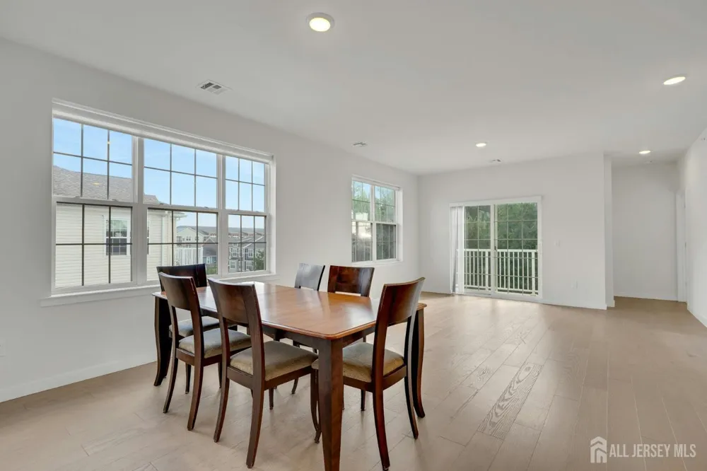 644 Lorhan Drive Piscataway, NJ 08854