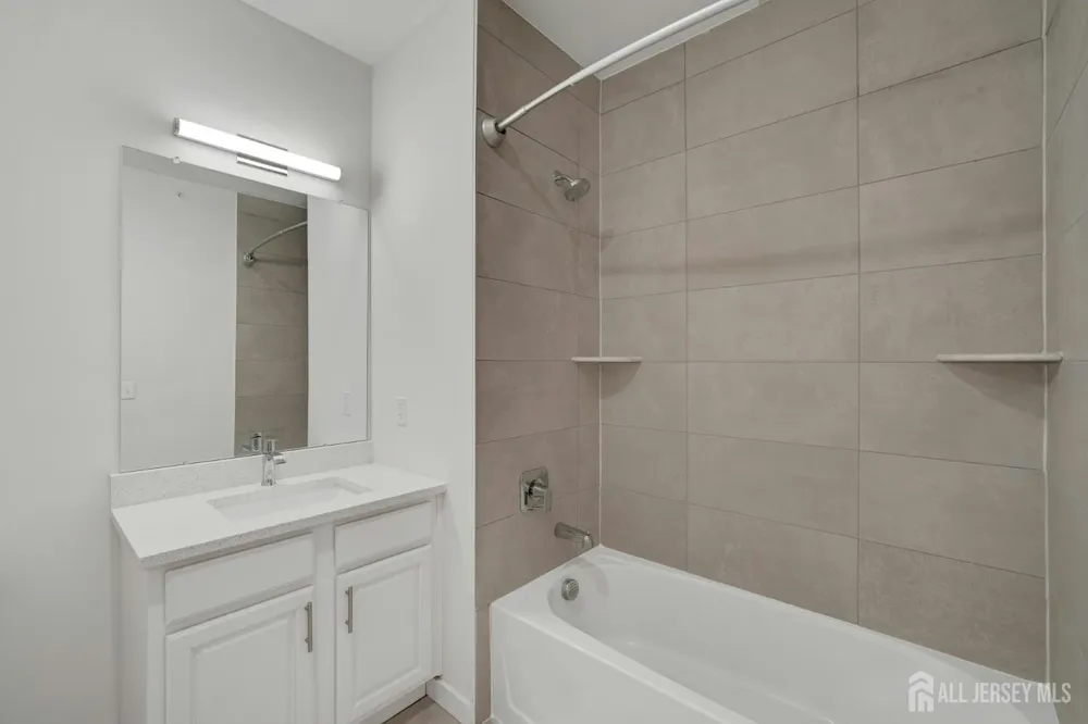 644 Lorhan Drive Piscataway, NJ 08854