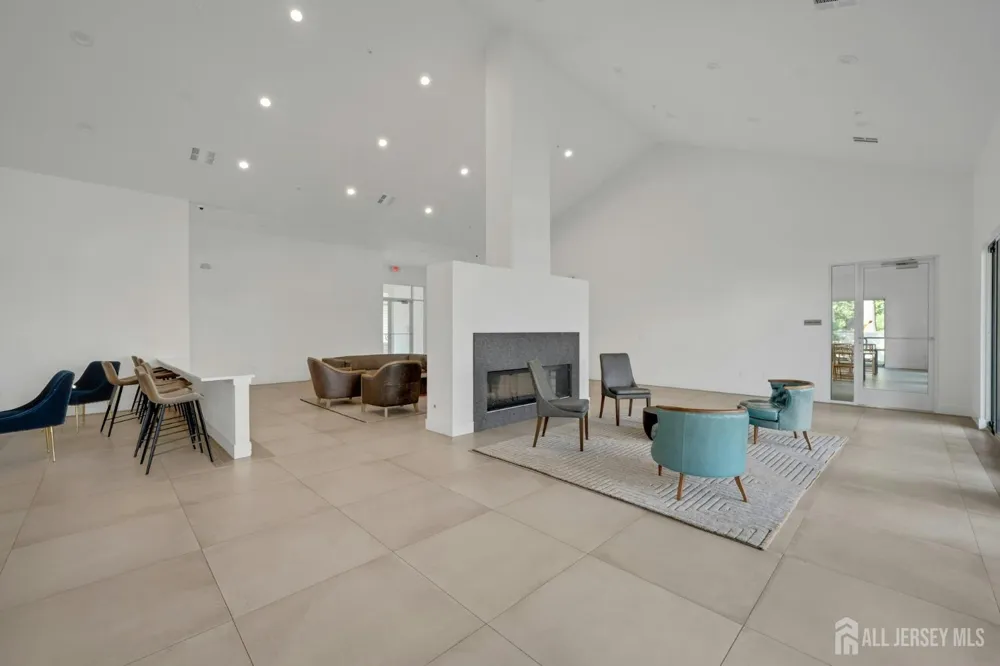 644 Lorhan Drive Piscataway, NJ 08854