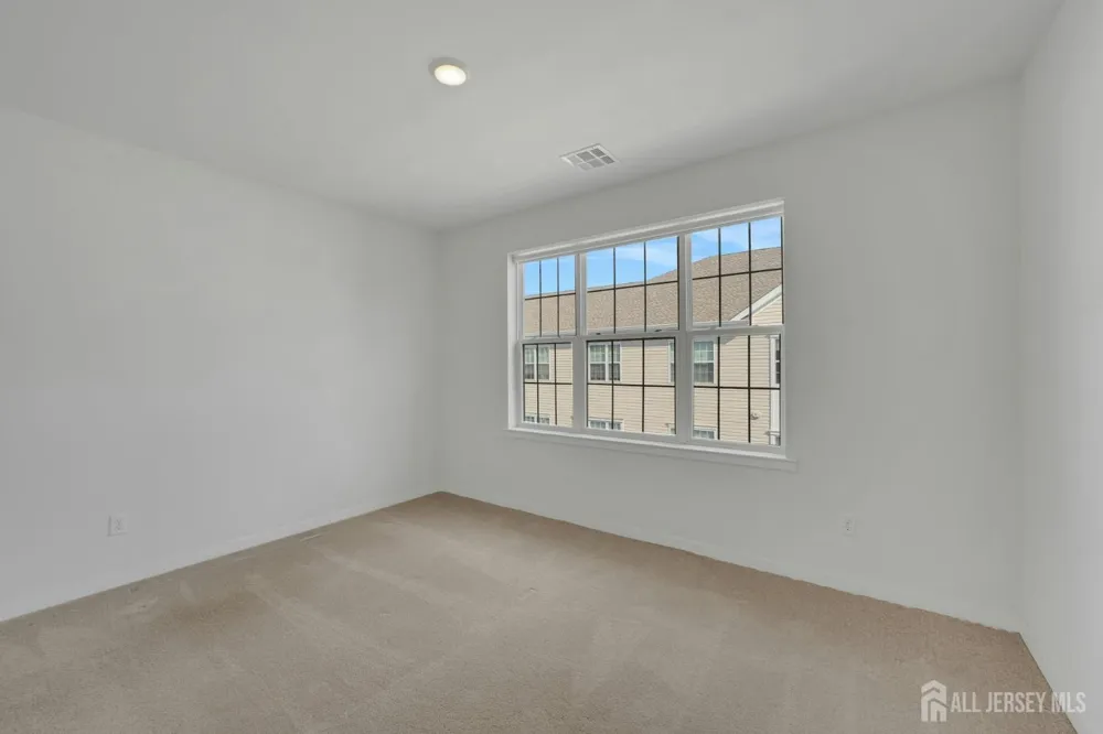 644 Lorhan Drive Piscataway, NJ 08854