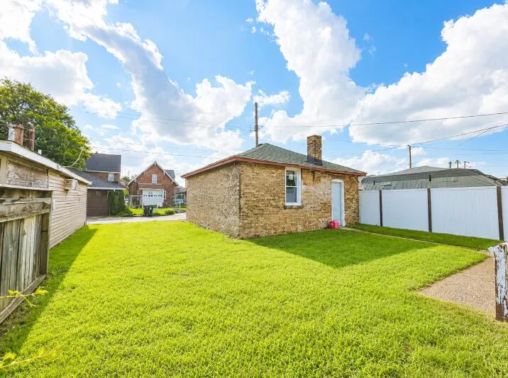 3724 Grand Boulevard East Chicago, IN 46312