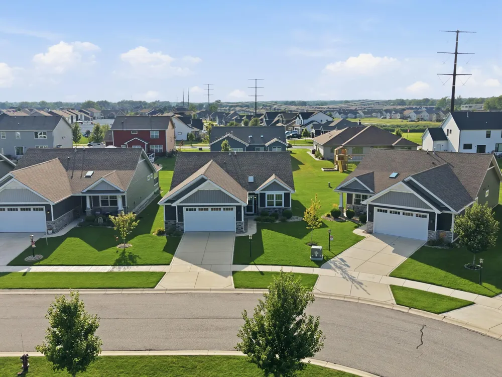 10318 Garnet Way Dyer, IN 46311