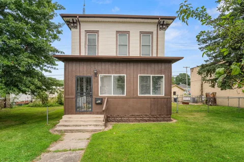 507 Roosevelt Road
