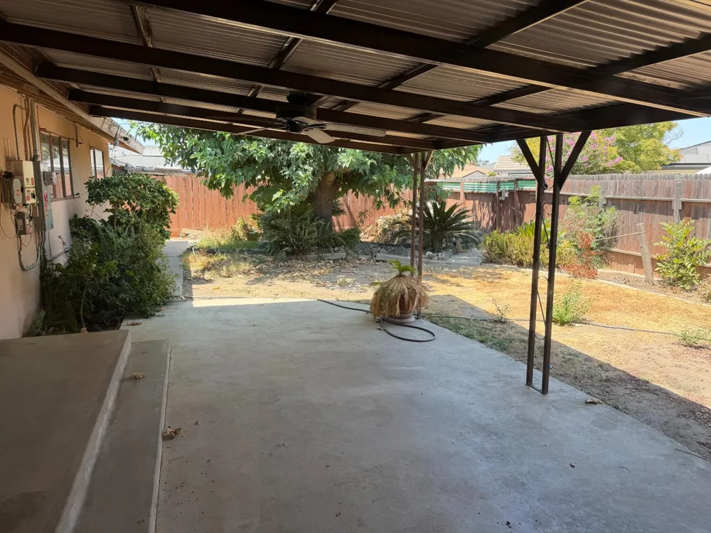 2106 4th Street Sanger, CA 93657