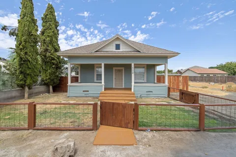 112 Irwin Court