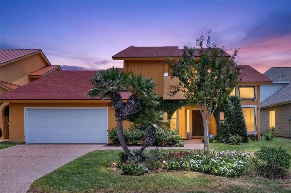 404 Bahia Mar Port Aransas, TX 78373