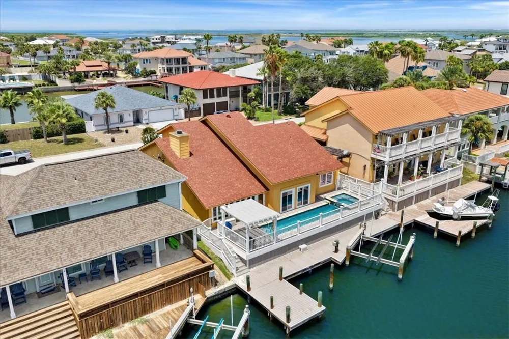 404 Bahia Mar Port Aransas, TX 78373