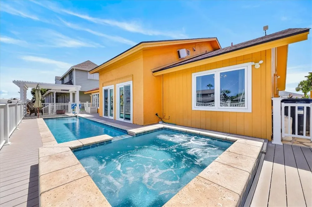 404 Bahia Mar Port Aransas, TX 78373