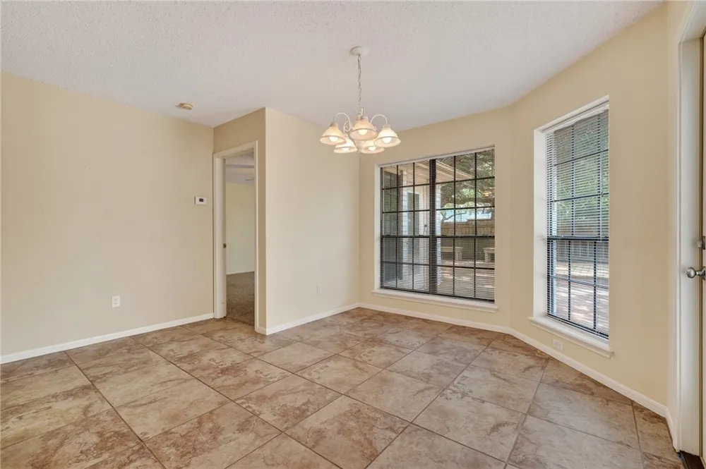 204 Highlands Drive Rockport, TX 78382