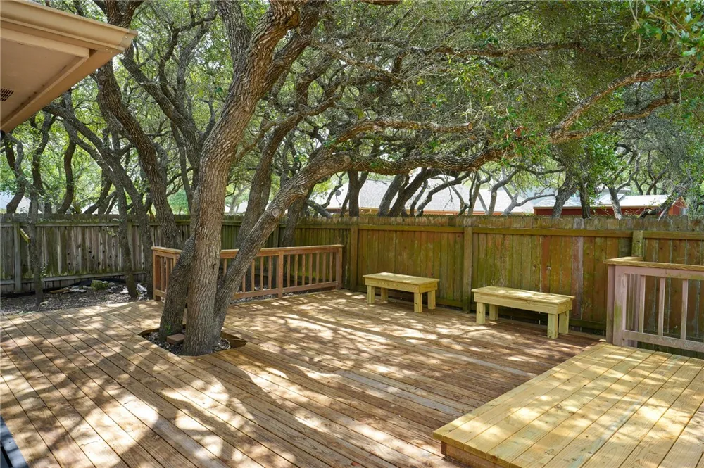 204 Highlands Drive Rockport, TX 78382