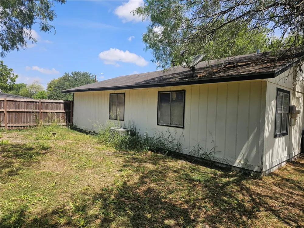 10914 Gates Lane Corpus Christi, TX 78410