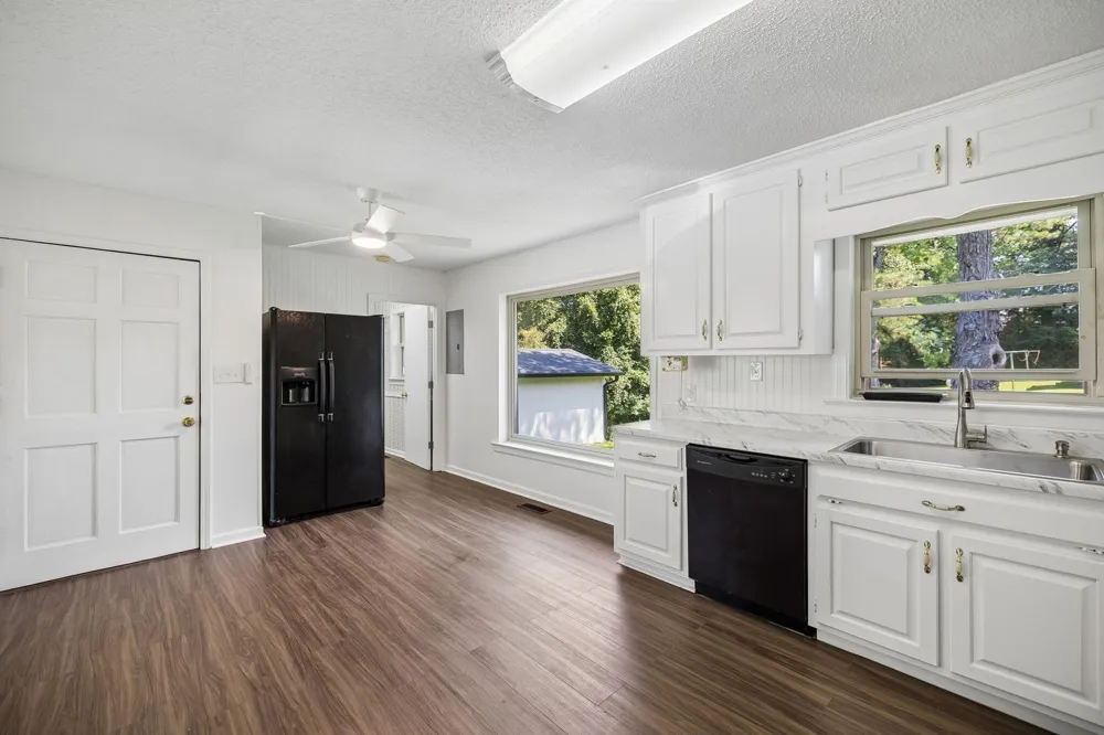209 Curtis Road Dalton, GA 30720