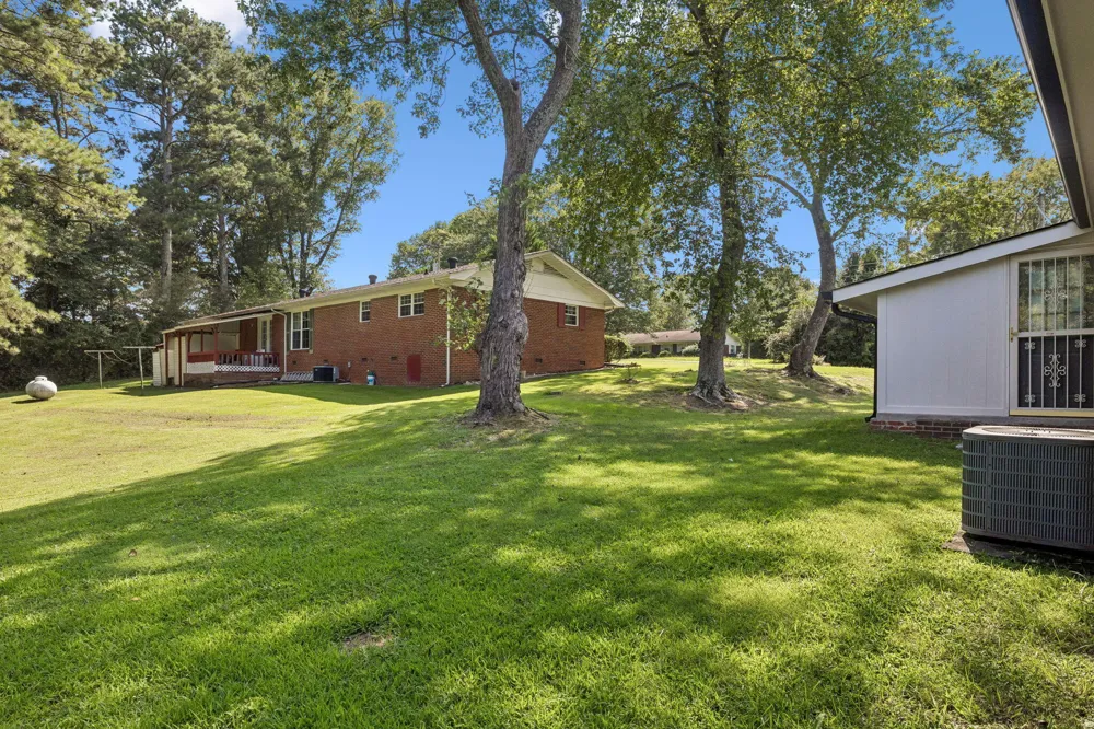 209 Curtis Road Dalton, GA 30720