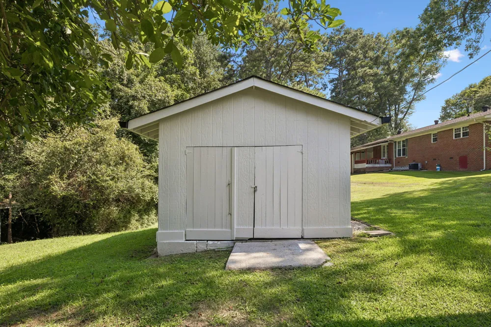 209 Curtis Road Dalton, GA 30720