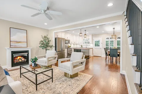 1903 Summit View Drive