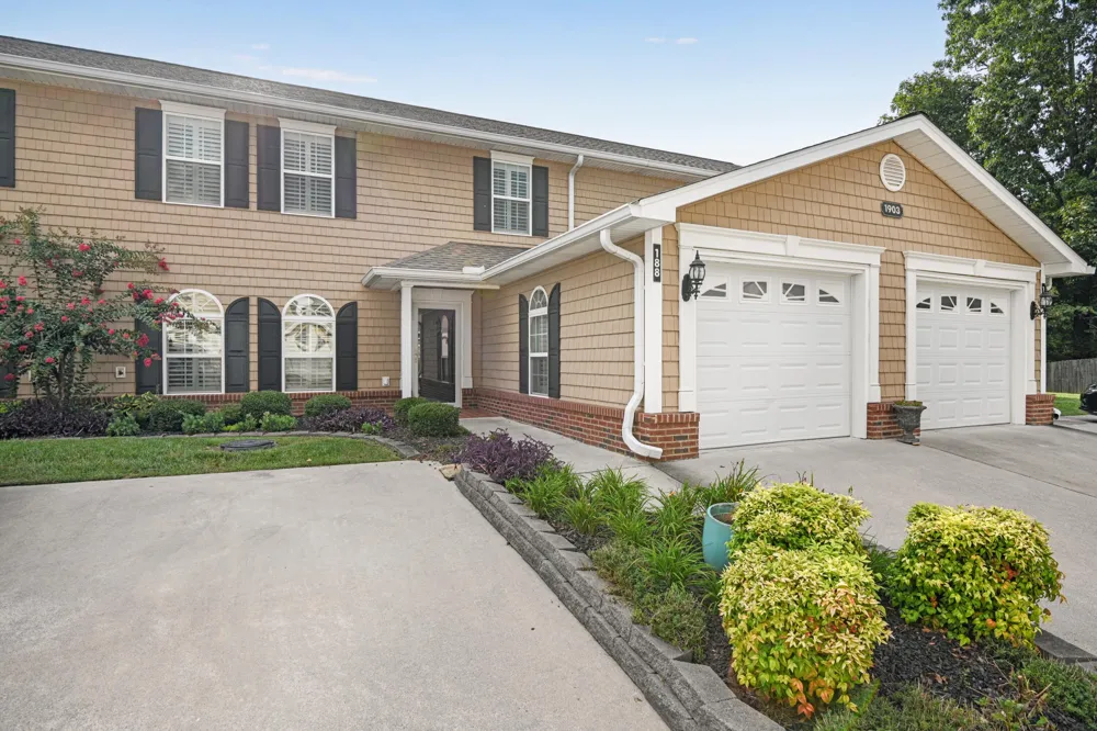 1903 Summit View Drive Dalton, GA 30721