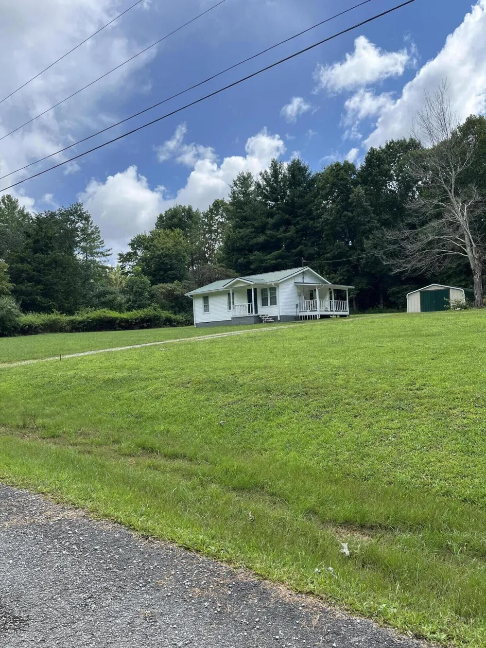 373 S Partin Circle S Coalmont, TN 37313