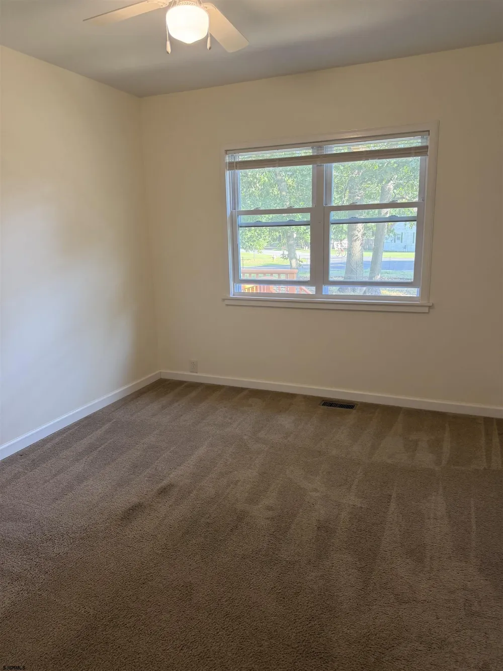 729 S 4th Ave Galloway Township, NJ 08205