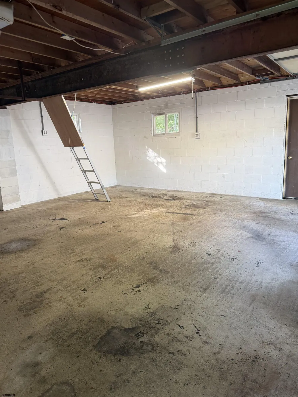 729 S 4th Ave Galloway Township, NJ 08205