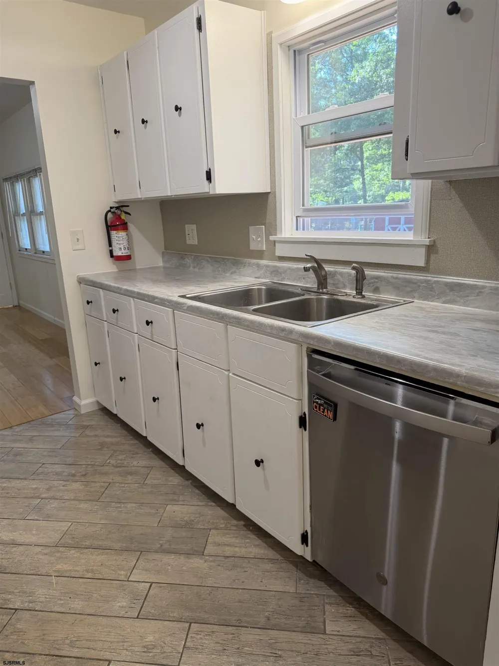 729 S 4th Ave Galloway Township, NJ 08205