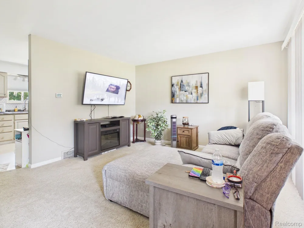 4411 Huckleberry Circle Deerfield Township, MI 48421