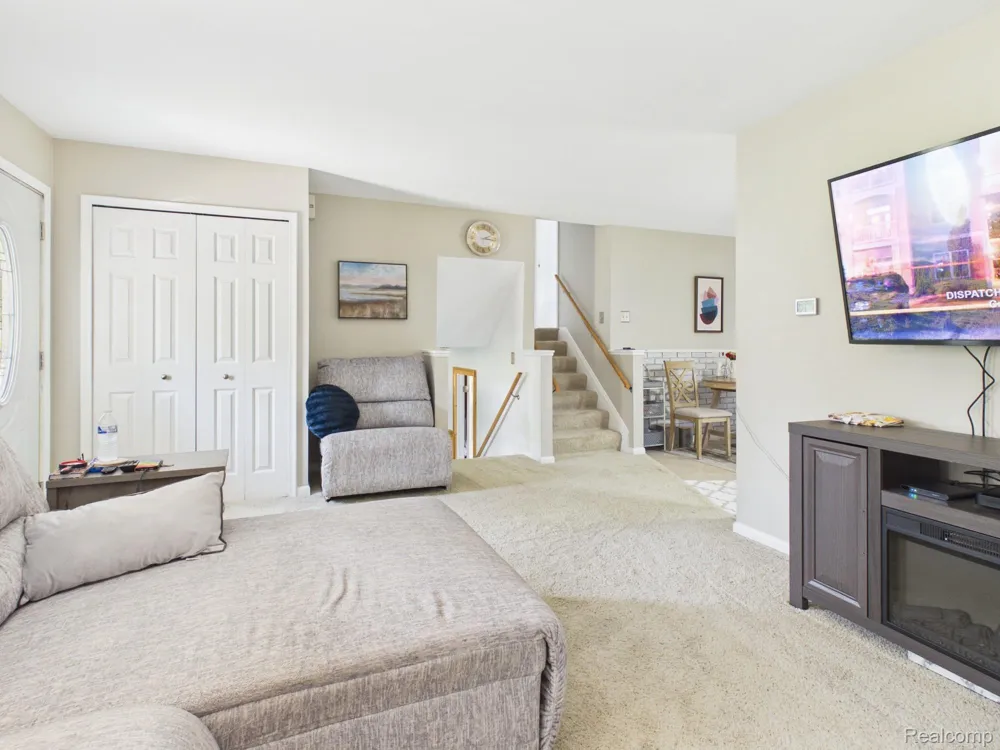 4411 Huckleberry Circle Deerfield Township, MI 48421