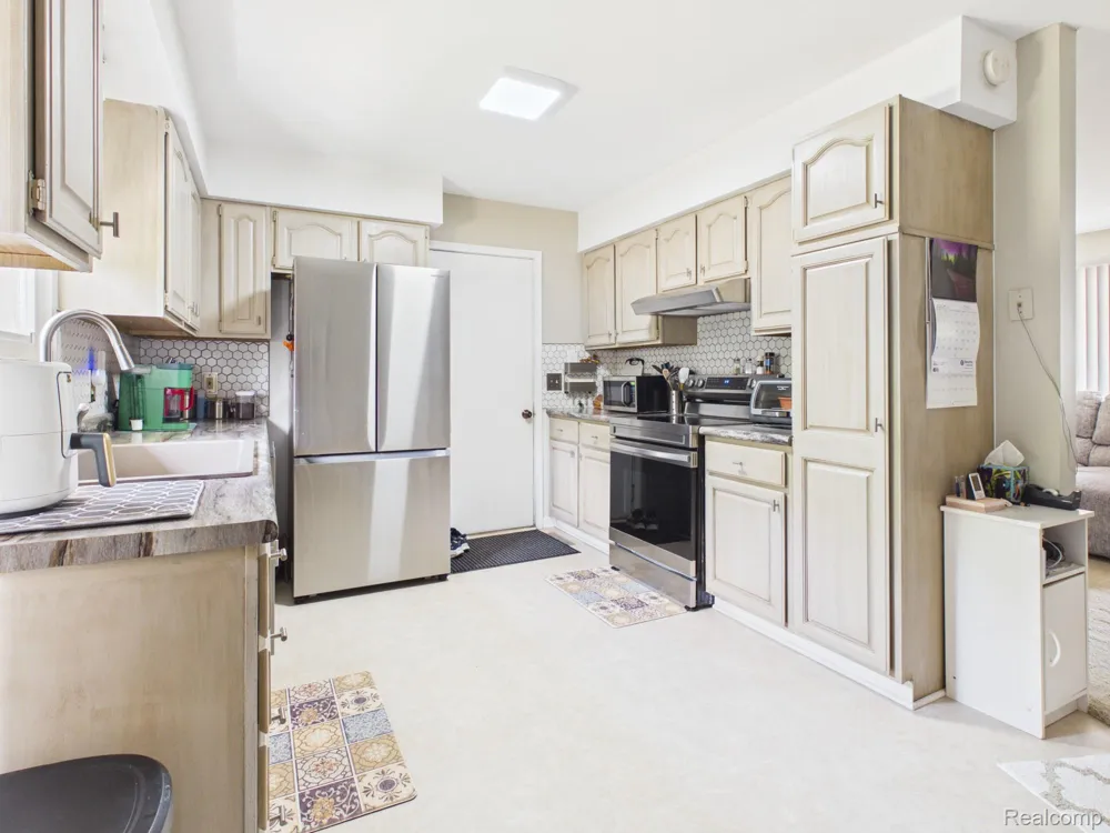 4411 Huckleberry Circle Deerfield Township, MI 48421