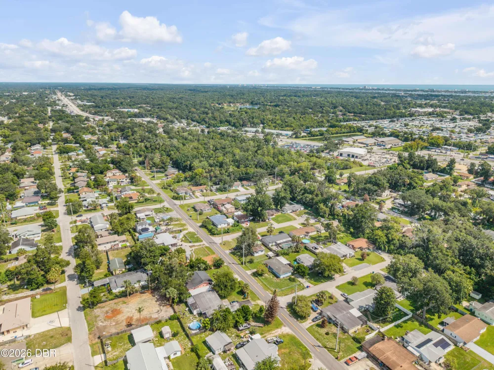 1160 Pineview Drive Daytona Beach, FL 32117