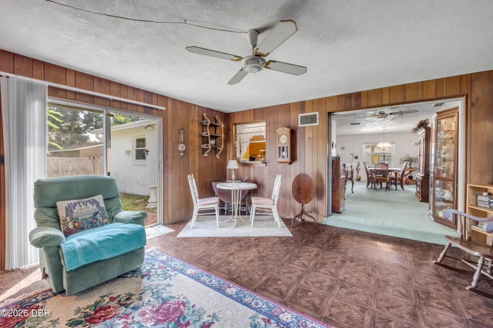1160 Pineview Drive Daytona Beach, FL 32117