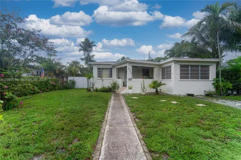 6250 NW 41st St