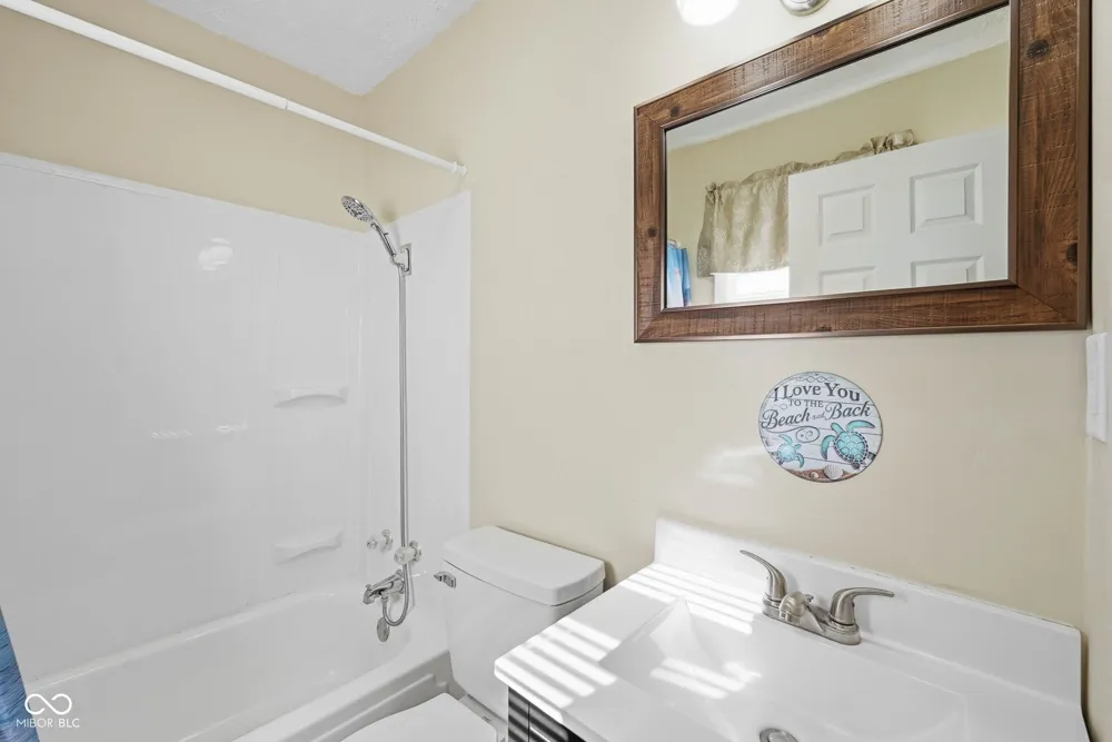 1880 E Deb Drive North Vernon, IN 47265