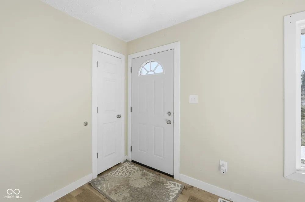 1880 E Deb Drive North Vernon, IN 47265