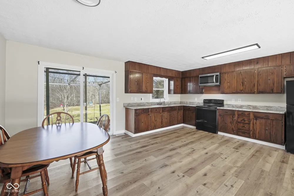 1880 E Deb Drive North Vernon, IN 47265