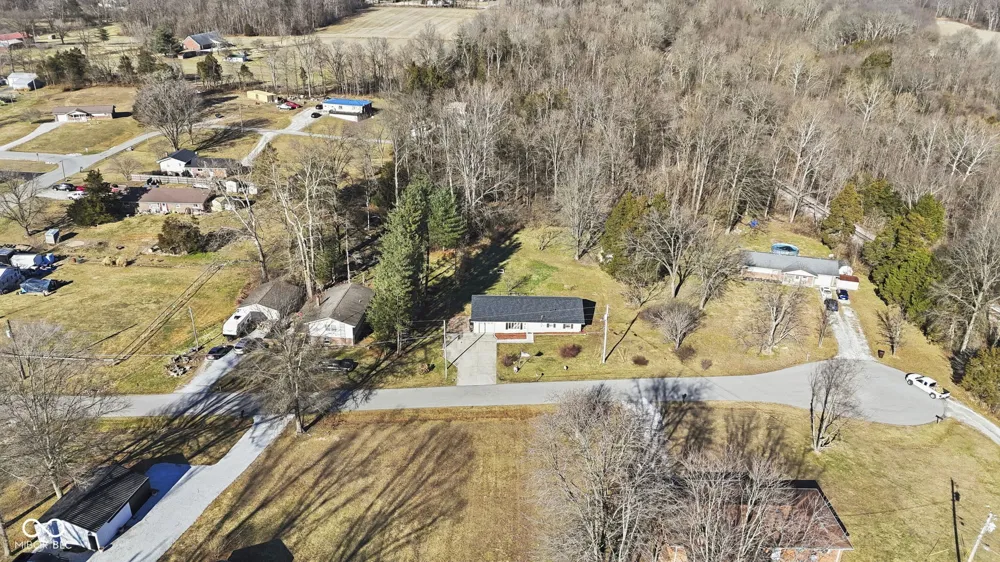 1880 E Deb Drive North Vernon, IN 47265