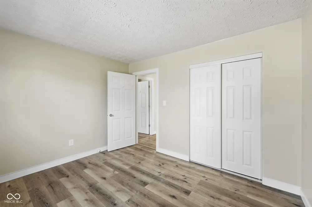 1880 E Deb Drive North Vernon, IN 47265