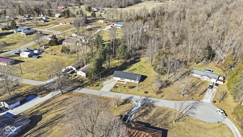 1880 E Deb Drive North Vernon, IN 47265