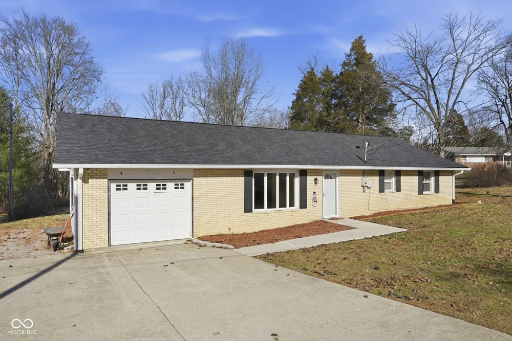 1880 E Deb Drive North Vernon, IN 47265