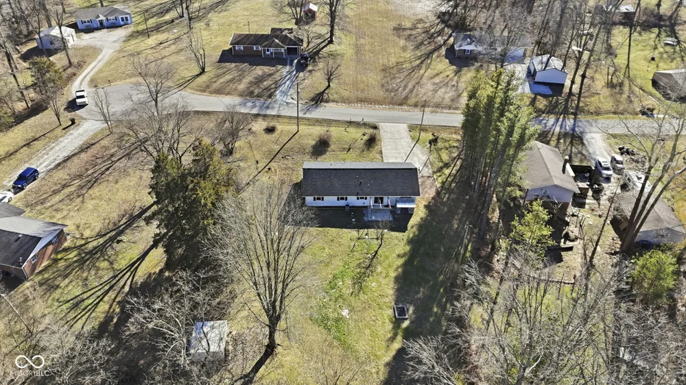 1880 E Deb Drive North Vernon, IN 47265