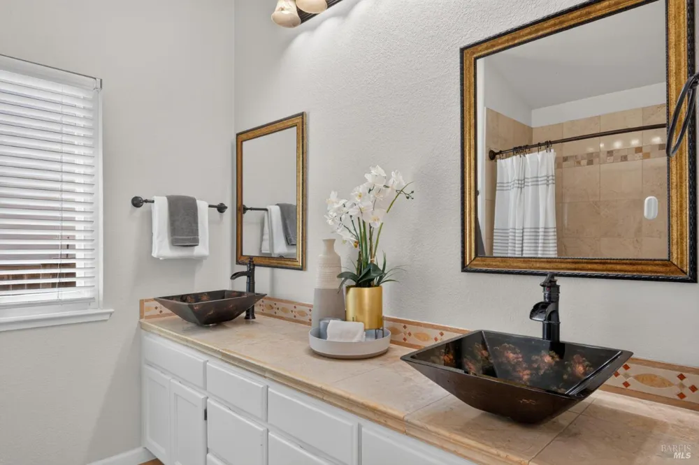 5440 Shallows Place E Santa Rosa, CA 95409